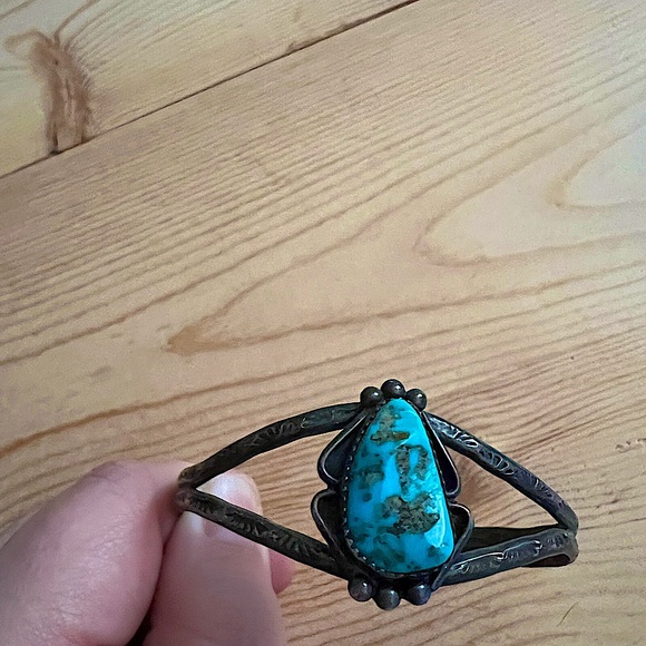 Vintage Turquoise Bracelet - Picture 5 of 5